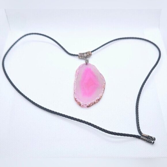 Pendant With Agate Fuchsia and Choker in Cord Black - Pendant Stone Semiprecious - Picture 5 of 9
